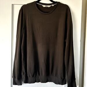 Men's stylish crew neck brown sweater